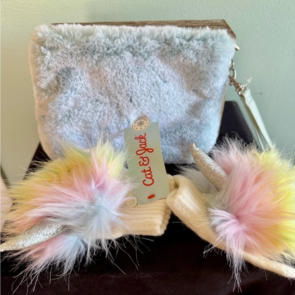 Cat & Jack Kids' Unicorn Gloves and Furry Bag Set - Multicolor